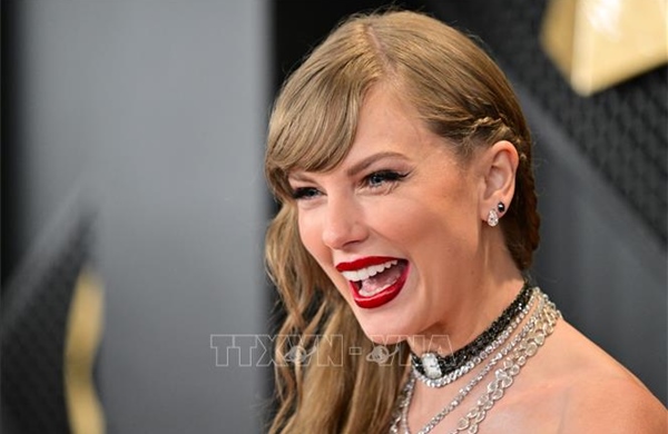 Ra mắt album hứa hẹn gây sốt của nữ hoàng nhạc pop Taylor Swift