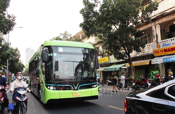 TP Hồ Chí Minh xây dựng lộ trình chuyển đổi xanh lĩnh vực giao thông vận tải