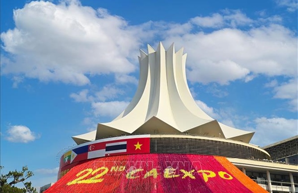Việt Nam luôn tích cực tham gia Hội chợ CAEXPO