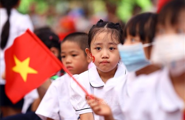 Thời tiết ngày khai giảng: Nắng bao trùm nhiều khu vực, có nơi nắng nóng