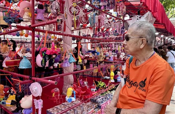 Trung thu của hồi ức và gắn kết cộng đồng tại Singapore