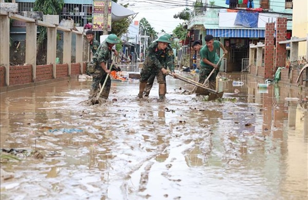 Dựng &#39;lá chắn thép&#39; bảo vệ nhân dân trong thiên tai