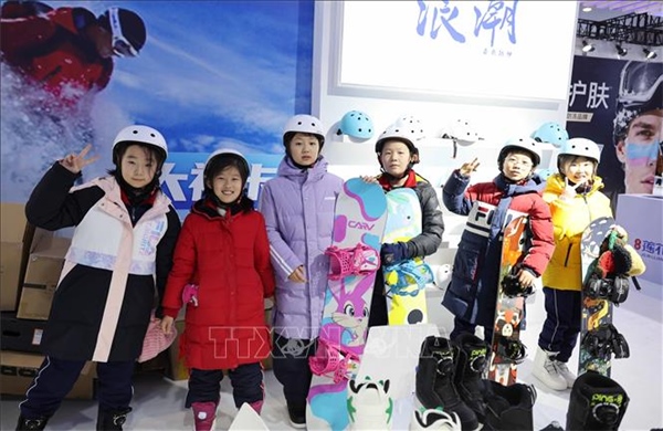 Trung Quốc đẩy mạnh phát triển kinh tế băng tuyết