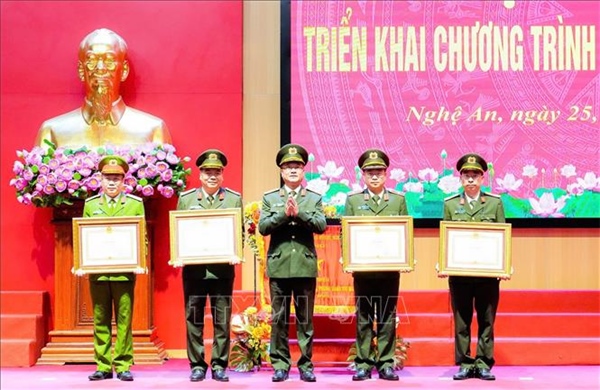 Sớm đưa Nghệ An ra khỏi địa bàn trọng điểm phức tạp về ma túy