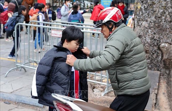 Hà Nội chủ động ứng phó rét đậm, rét hại, bảo đảm sức khỏe cho học sinh