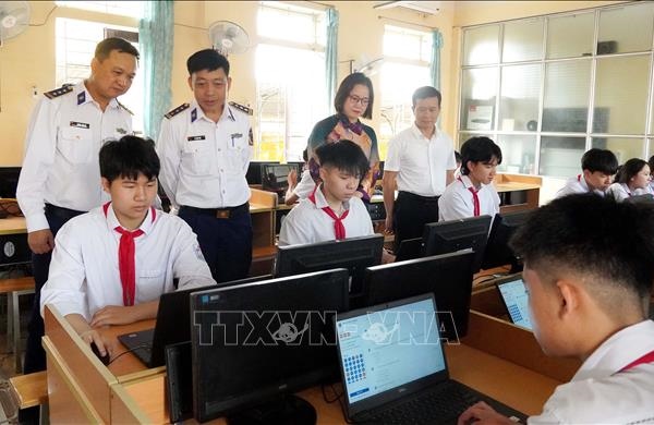 Giáo dục tình yêu đất nước qua cuộc thi 'Em yêu biển, đảo quê hương'