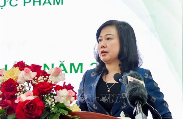 Siết chặt giám sát, giảm ngộ độc thực phẩm tại bếp ăn tập thể và thức ăn đường phố