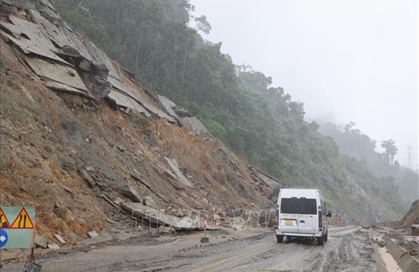 Hoàn thành giải phóng mặt bằng dự án cải tạo Quốc lộ 14E trước 31/5