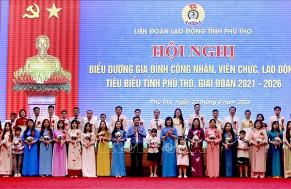 Tôn vinh những mái ấm tiêu biểu của công nhân, viên chức, lao động
