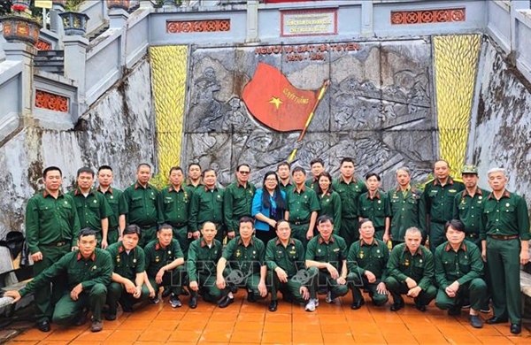 Phát huy bản lĩnh 'Bộ đội Cụ Hồ' trong bảo vệ nền tảng tư tưởng của Đảng