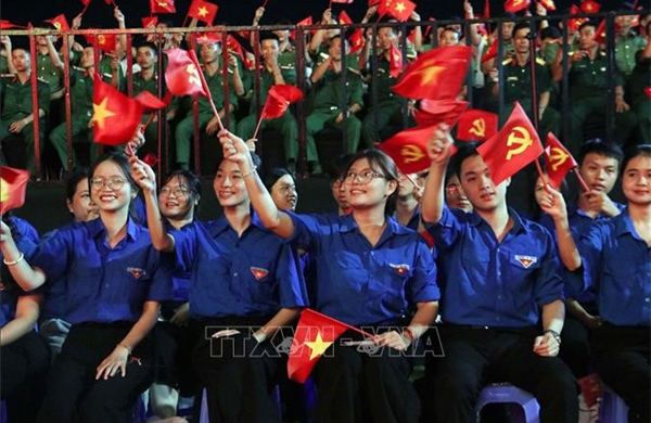 Đặt mục tiêu xây dựng thế hệ thanh niên phát triển toàn diện 