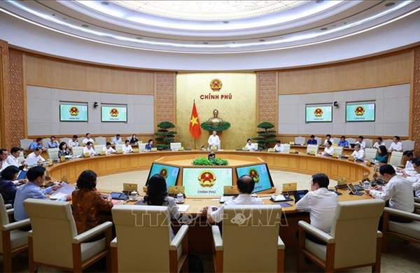 Thủ tướng Lê Minh Hưng: Khẩn trương hoàn thiện chương trình, kế hoạch thực hiện các Nghị quyết Hội nghị Trung ương 3
