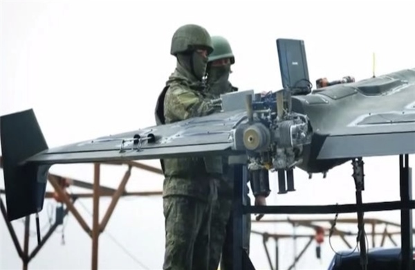 Nga sở hữu vũ khí làm thay đổi cuộc chiến trên không, Ukraine chạy đua tìm cách đối phó