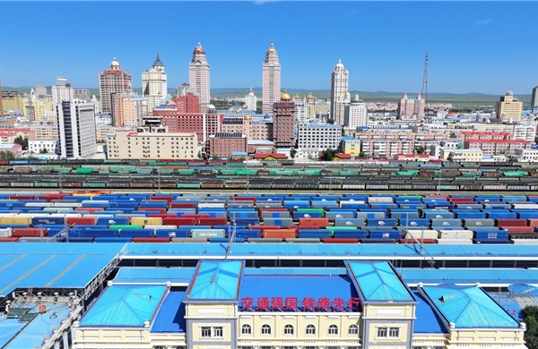 Thành phố Trung Quốc giữ vai trò chiến lược trong dòng chảy hàng hóa vào Nga