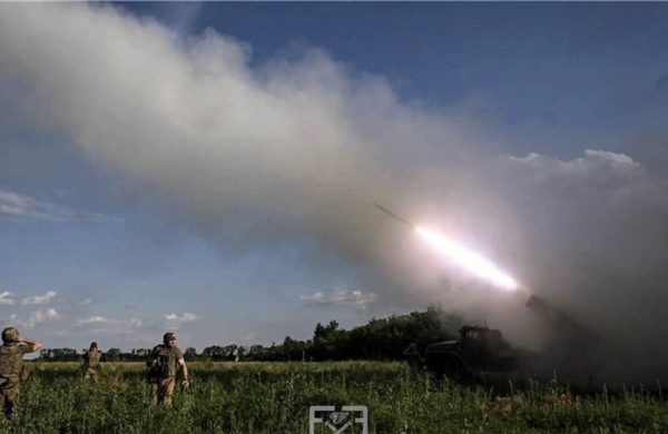 Ukraine xác nhận tấn công hệ thống S-400, các trạm radar và kho hậu cần của Nga ở Crimea
