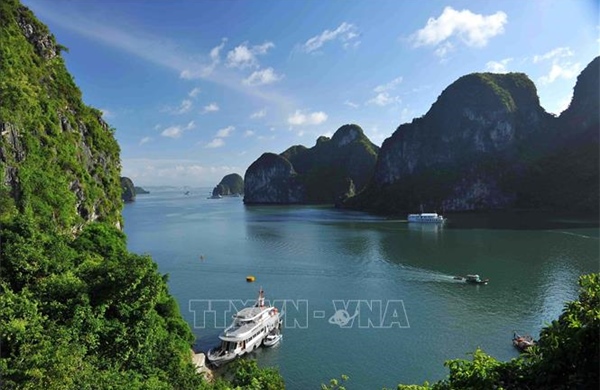 Quảng Ninh: Sẵn sàng các điều kiện đón khách dịp Tết Nguyên đán Bính Ngọ 2026