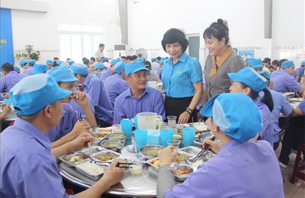 Hướng dẫn mới nhất về thu kinh phí Công đoàn sau sáp nhập