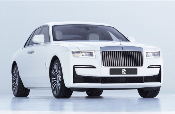 Rolls-Royce củng cố vị thế xe siêu sang độc bản