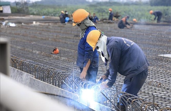 Bỏ chứng chỉ năng lực doanh nghiệp, rút ngắn cấp phép xây dựng còn 7 ngày