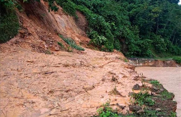Đề phòng lũ quét, sạt lở đất ở 5 tỉnh miền Trung, Tây Nguyên