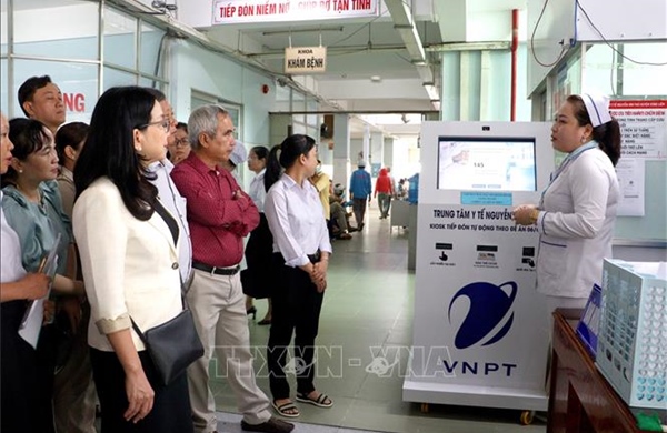 Vĩnh Long: Hướng đến chăm sóc toàn diện sức khỏe nhân dân