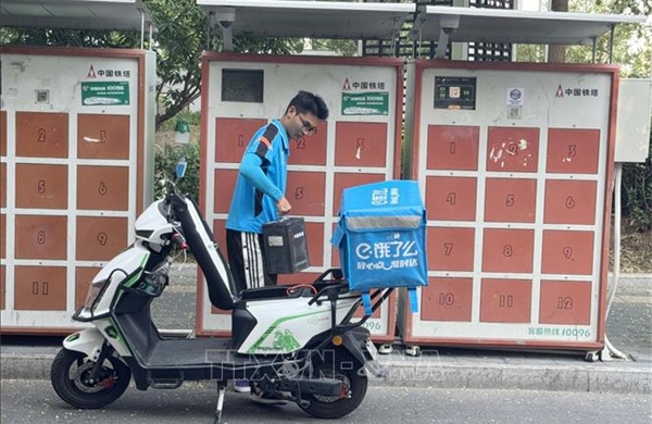 Trung Quốc áp dụng đồng bộ nhiều giải pháp khuyến khích người dân chuyển đổi sang xe điện