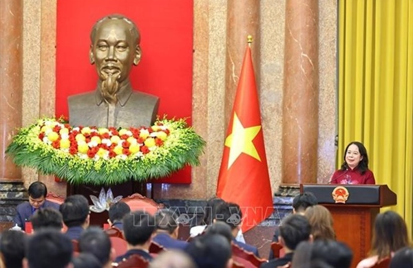 Phó Chủ tịch nước gặp mặt đại biểu tham gia Diễn đàn Trí thức trẻ Việt Nam toàn cầu