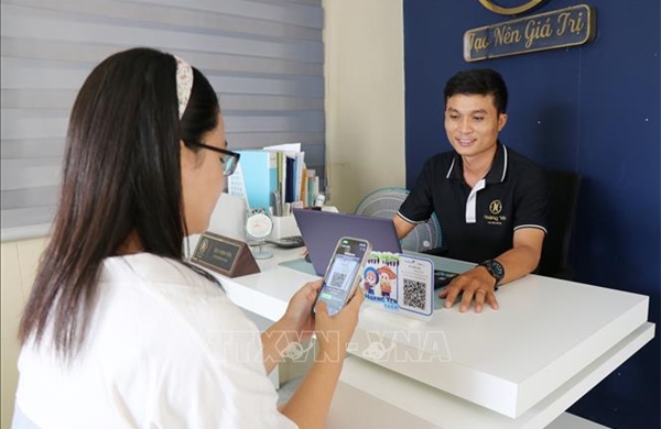 Khánh Hòa: Đẩy mạnh phát triển kinh tế - xã hội trên nền tảng chuyển đổi số