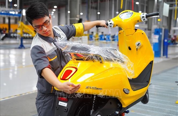 Thị trường xe máy điện bước vào giai đoạn cạnh tranh khốc liệt