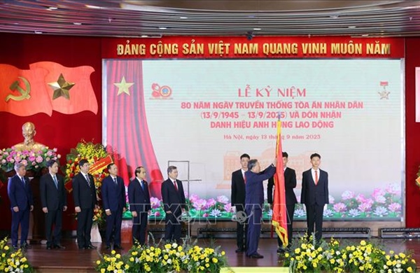 Tổng Bí thư: Ngành Tòa án phải không ngừng phấn đấu để mọi phán quyết đều &#39;thấu tình, đạt lý"