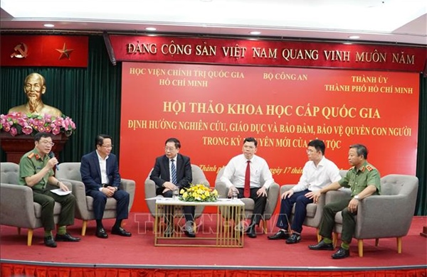 Định hướng nghiên cứu, giáo dục và bảo đảm, bảo vệ quyền con người trong kỷ nguyên mới