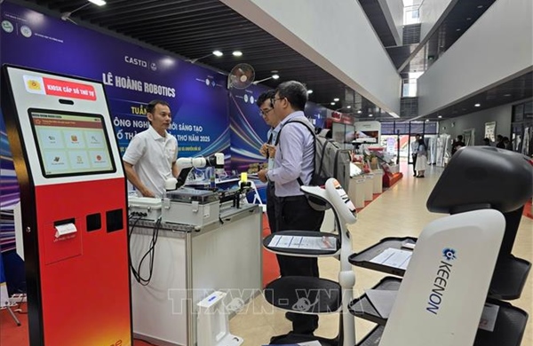 Coi doanh nghiệp là trung tâm của hệ sinh thái đổi mới sáng tạo