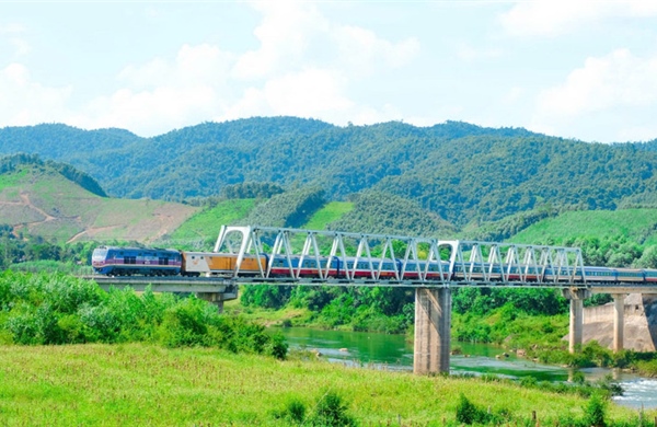 Đảm bảo tàu xe, dịch vụ du lịch đón du khách đến vùng cao dịp Tết
