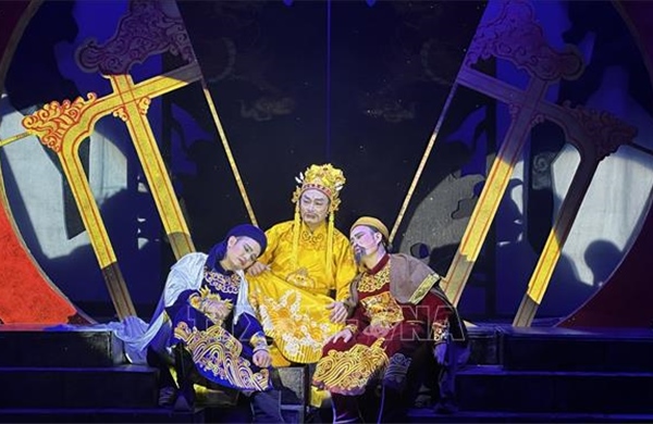 Lan tỏa tinh thần yêu nước qua các chương trình nghệ thuật chào mừng Đại hội Đảng