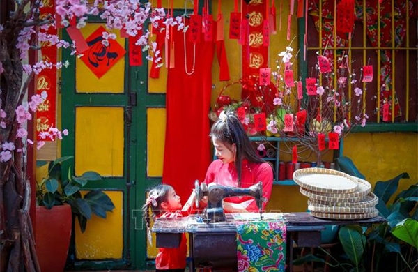 Giữ hồn Tết quê trong lòng phố thị