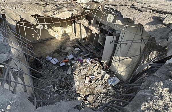 Pakistan không kích Afghanistan gây thương vong lớn