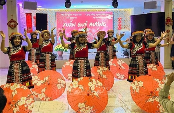 Xuân Bính Ngọ 2026: Cộng đồng người Việt tại Belarus hướng về quê hương, đất nước
