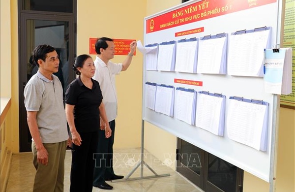 Hướng tới lá phiếu của niềm tin