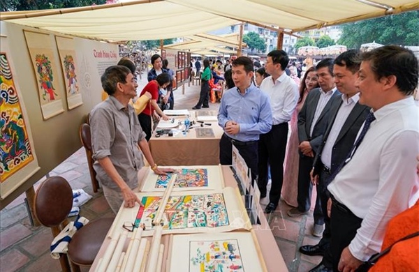 Khai mạc chuỗi hoạt động nghệ thuật 'Dòng chảy bản sắc - Hành trình sáng tạo 2026'