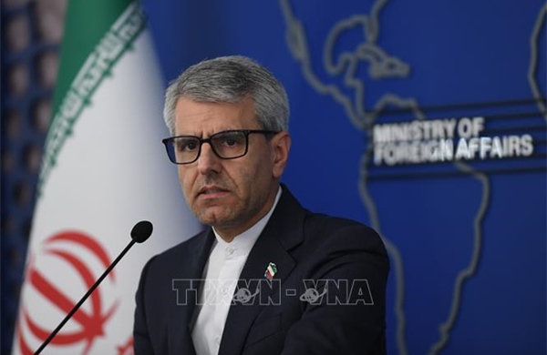 Iran bác thông tin yêu cầu ngừng bắn với Mỹ