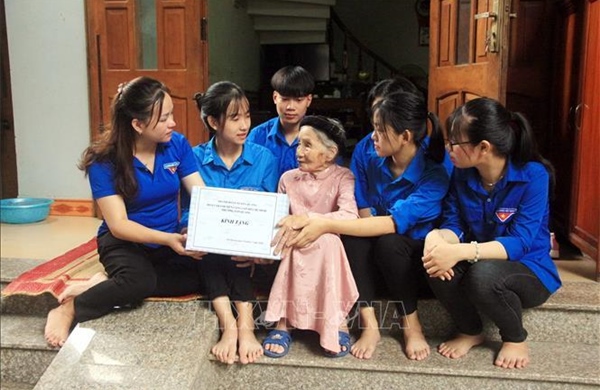 Tăng cường chăm lo đời sống cho người có công với đất nước