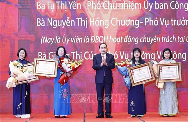 Chủ tịch Quốc hội dự Hội nghị Tổng kết công tác thi đua, khen thưởng của Ủy ban Thường vụ Quốc hội