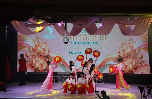Lễ hội 'Hương sắc Áo dài Việt Nam 2026' - sức sống bền bỉ của văn hóa Việt giữa trời Âu