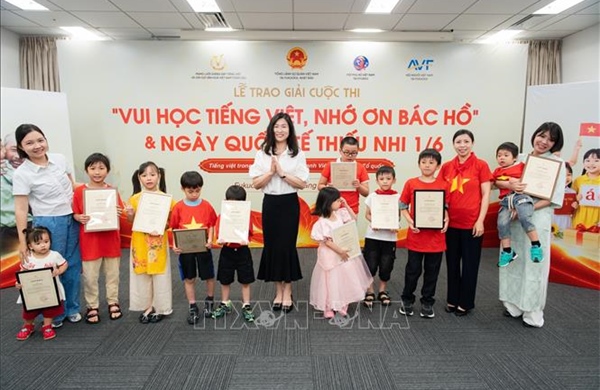 Sợi dây gắn kết bền chặt cộng đồng người Việt Nam ở Nhật Bản với quê hương