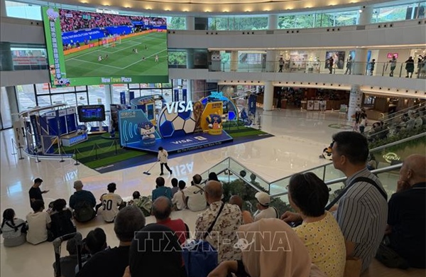 World Cup 2026: Cú hích từ 'sức nóng' sân cỏ
