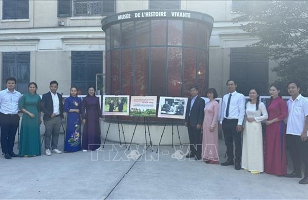 Tôn vinh di sản Hồ Chí Minh tại Pháp