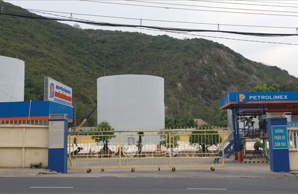 Khánh Hòa: Nêu nguyên nhân chậm di dời kho xăng dầu sau hơn 10 năm kiến nghị
