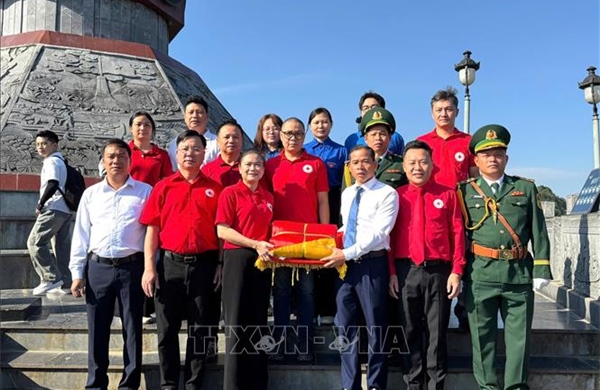 Tự hào và xúc động Lễ thượng cờ nơi địa đầu cực Bắc Tổ quốc trong ngày 2/9