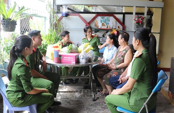 Lan tỏa yêu thương, gieo mầm hi vọng cho trẻ mồ côi