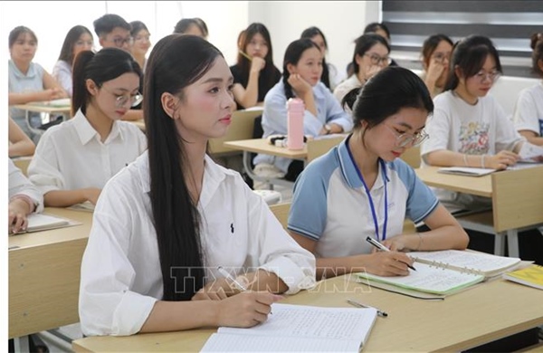 Từ tình yêu quê hương đến trách nhiệm của người trẻ